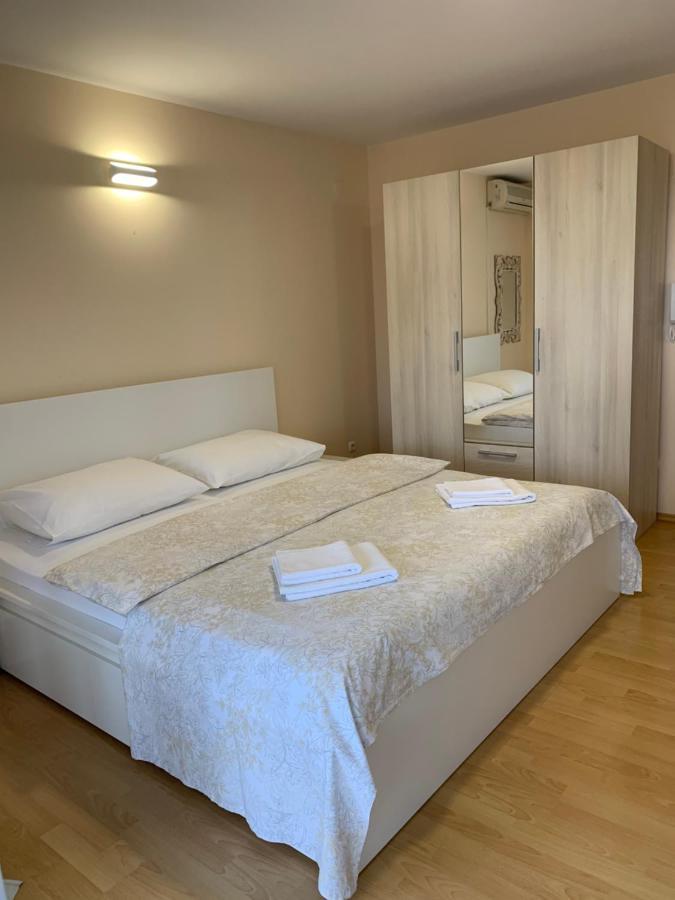 Apartments Villa Rose Kaštela Esterno foto
