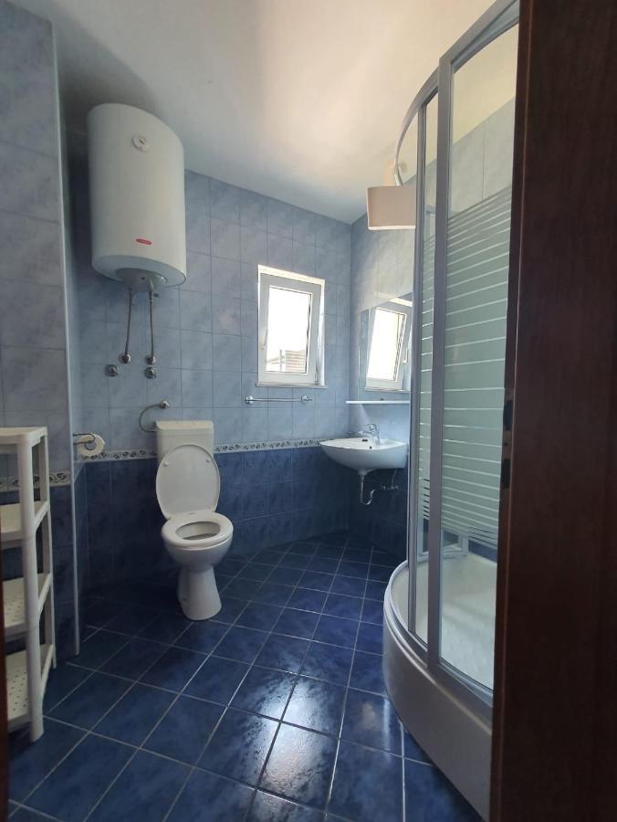 Apartments Villa Rose Kaštela Esterno foto