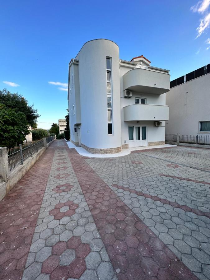 Apartments Villa Rose Kaštela Esterno foto