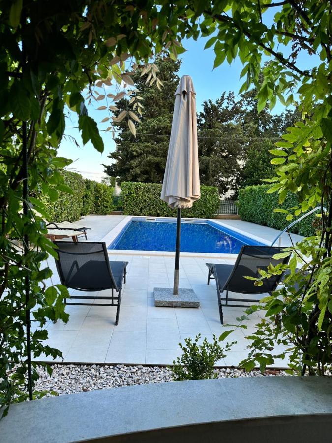 Apartments Villa Rose Kaštela Esterno foto