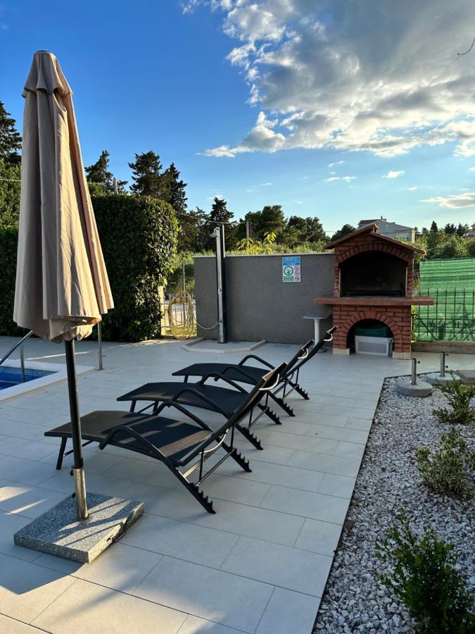 Apartments Villa Rose Kaštela Esterno foto