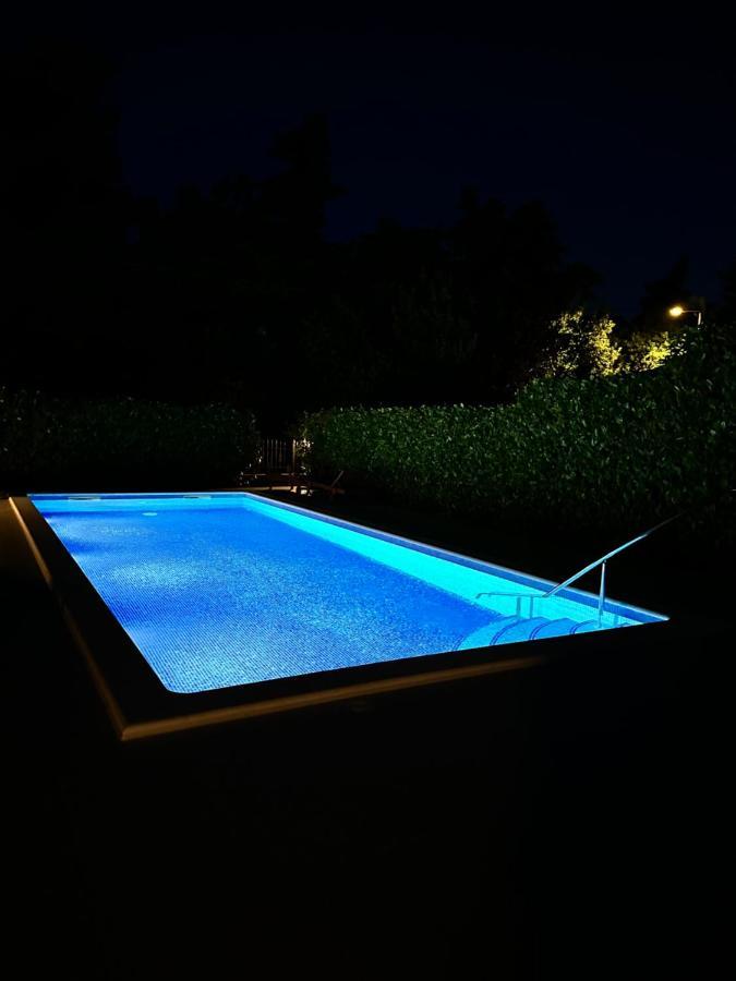 Apartments Villa Rose Kaštela Esterno foto